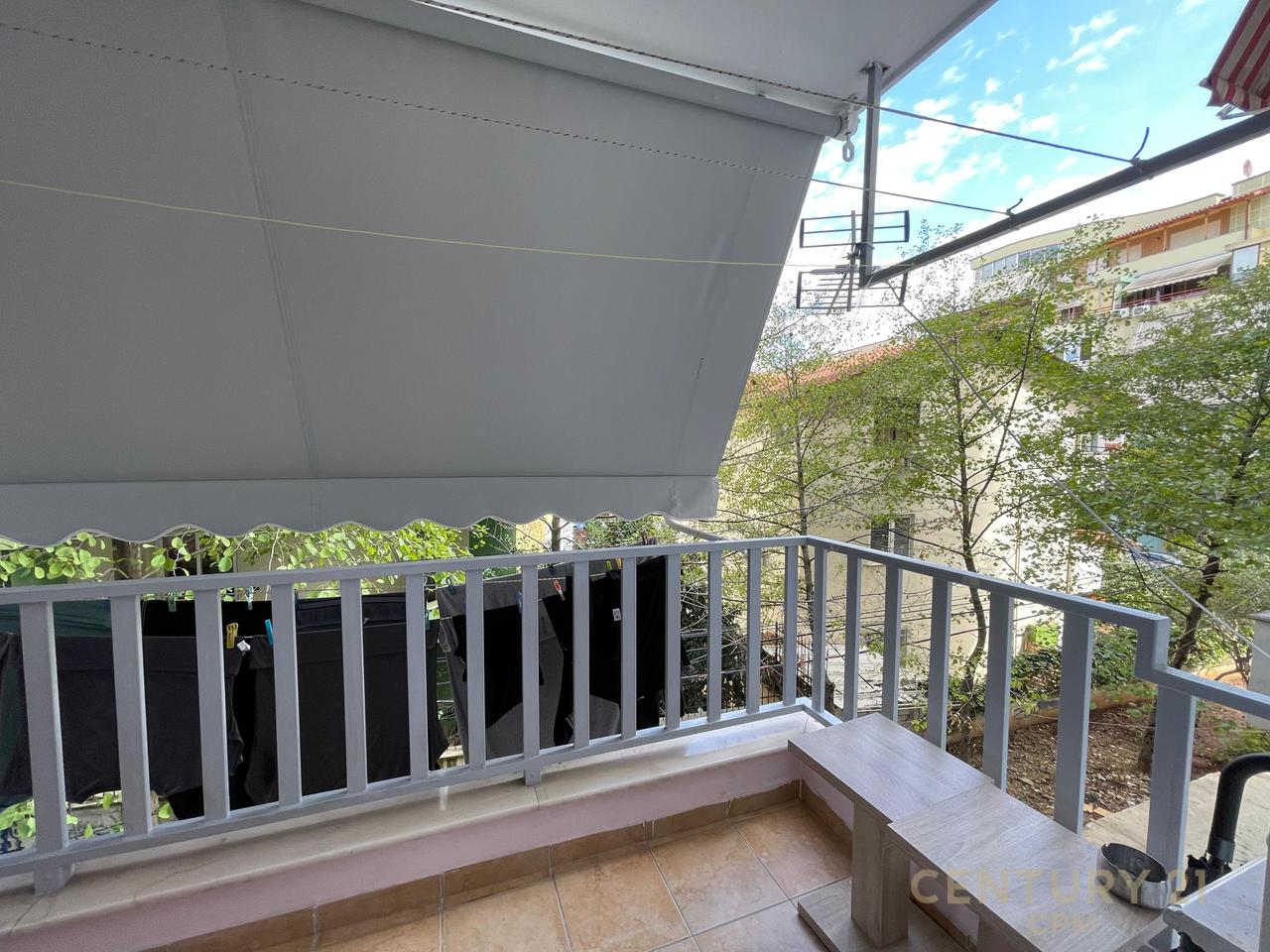 Apartament 1+1 Me Qira në Komunën e Parisit, Tiranë - 800€ | 62 m²