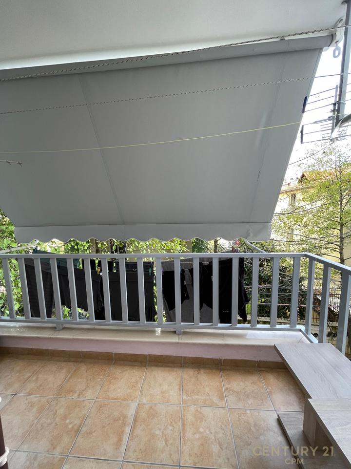 Apartament 1+1 Me Qira në Komunën e Parisit, Tiranë - 800€ | 62 m²