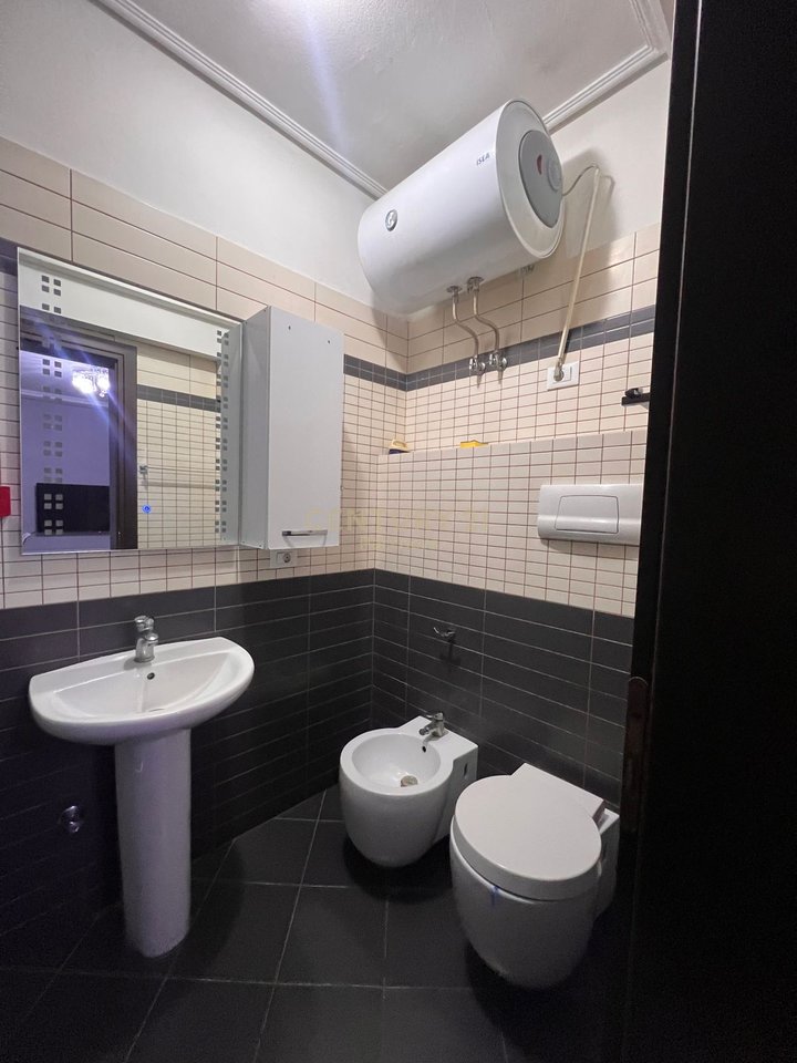 APARTMENT 1+1 WITH PARKING SPACE FOR RENT AT DELIJORGJI COMPLEX