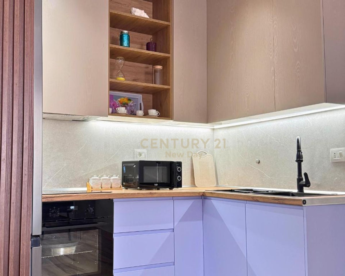 Apartament 2+1 Me Qira në Qender  te Durrësit - 650€ | 73 m²