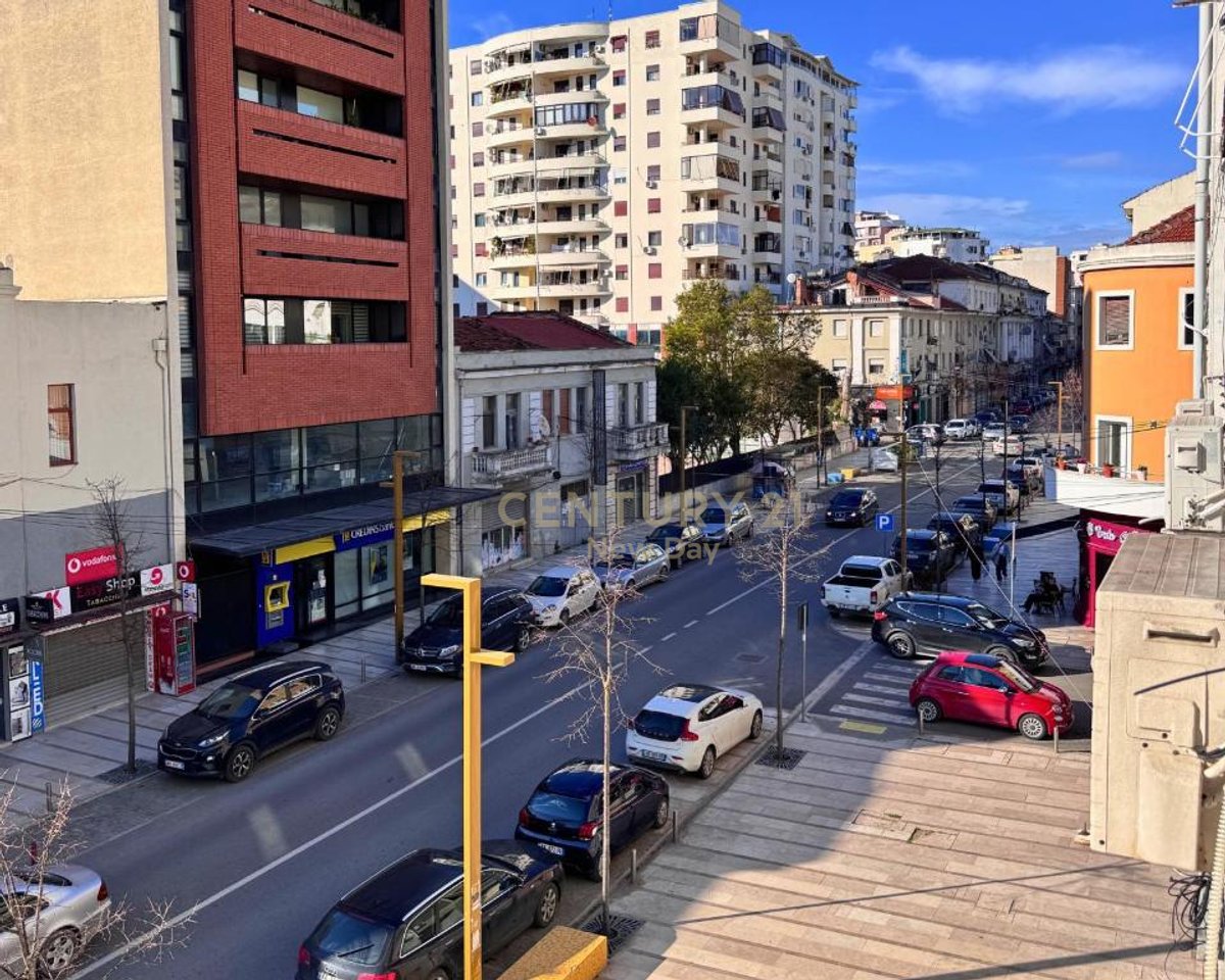 Apartament 2+1 Me Qira në Qender  te Durrësit - 650€ | 73 m²
