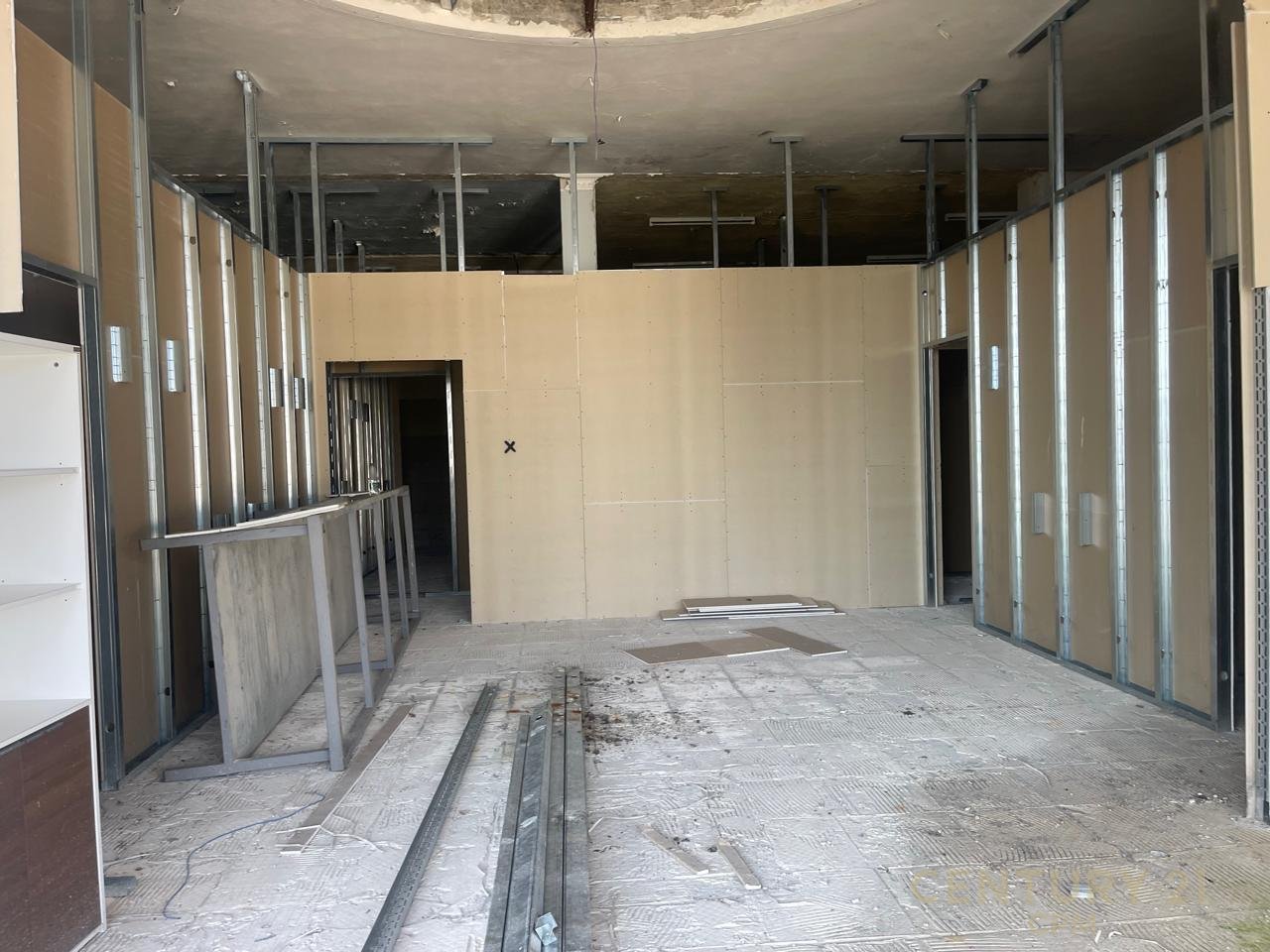 Land and Building for Sale near TEG