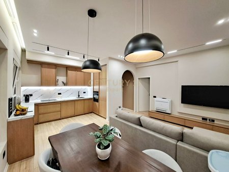 JAPIM ME QIRA APARTAMENT 2+1+2+ POST PARKIMI- ALI DEMI REZIDENCA MANGALEM.