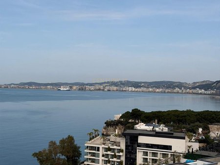 APARTAMENT 1+1 ME PAMJE DET NE SHITJE,VLORE