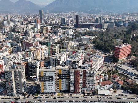 ESCLUSIVO APPARTAMENTO 1+1 IN VENDITA CON POSTO AUTO IN VIA KOSOVARËVE!
