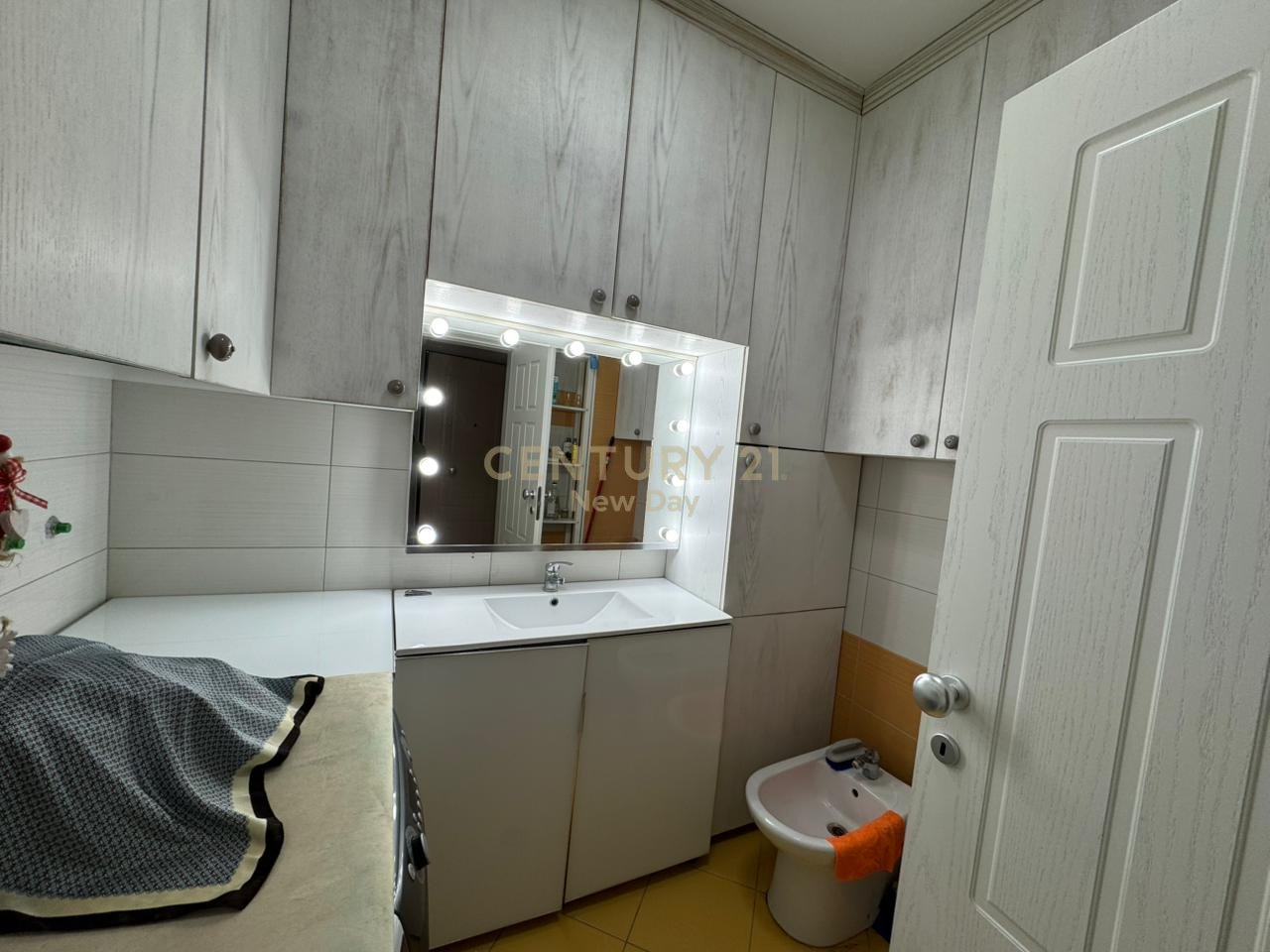 Appartamento 2+1+2T in Affitto nella Ex Regione di Durrës - 500€ | 86 m²