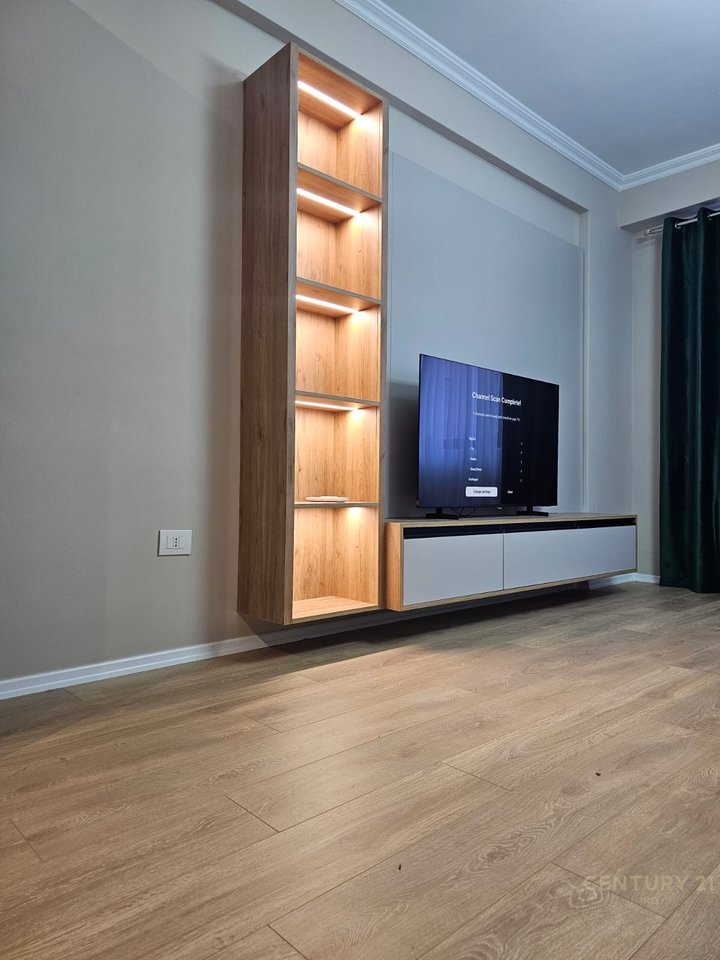 JEPET ME QIRA APARTAMENT 1+1+POST PARKIMI TEK URBAN GATE, ASTIR !