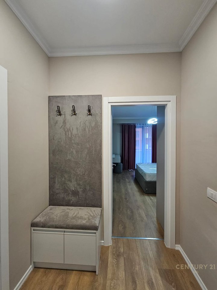 JEPET ME QIRA APARTAMENT 1+1+POST PARKIMI TEK URBAN GATE, ASTIR !