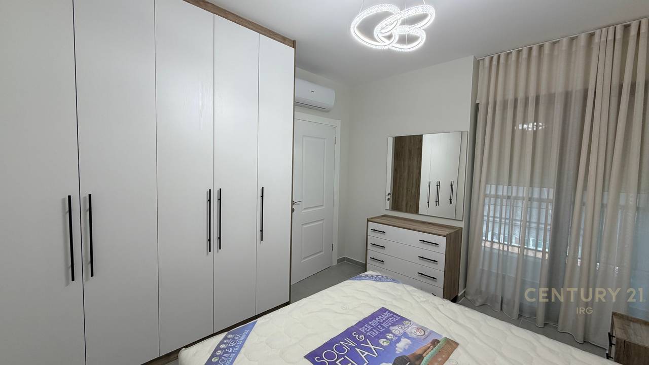 JEPET ME QIRA APARTAMENT 2+1+POST PARKIMI TEK RRUGA DURRESIT !