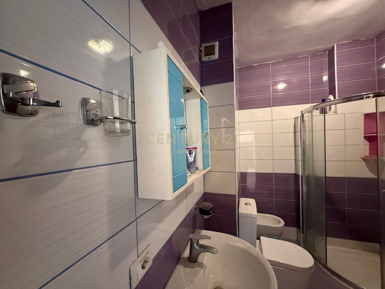 Shitet  Apartament 1+1 tek ishParku (NSHARAK)