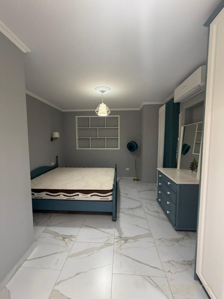 APARTAMENT 2+1+2 ME QIRA SHESHI WILLSON, PRANE POSTES NR. 8