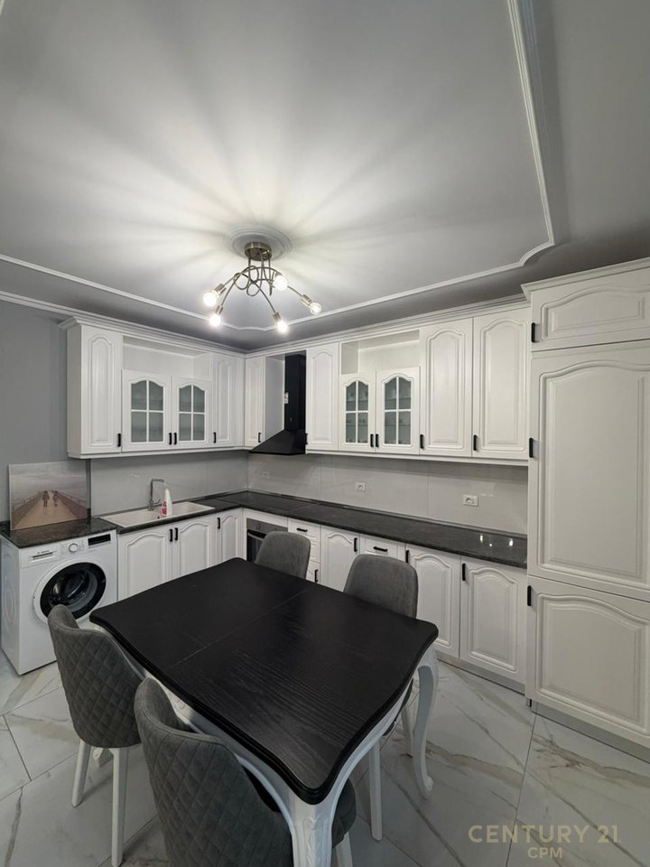 APARTAMENT 2+1+2 ME QIRA SHESHI WILLSON, PRANE POSTES NR. 8