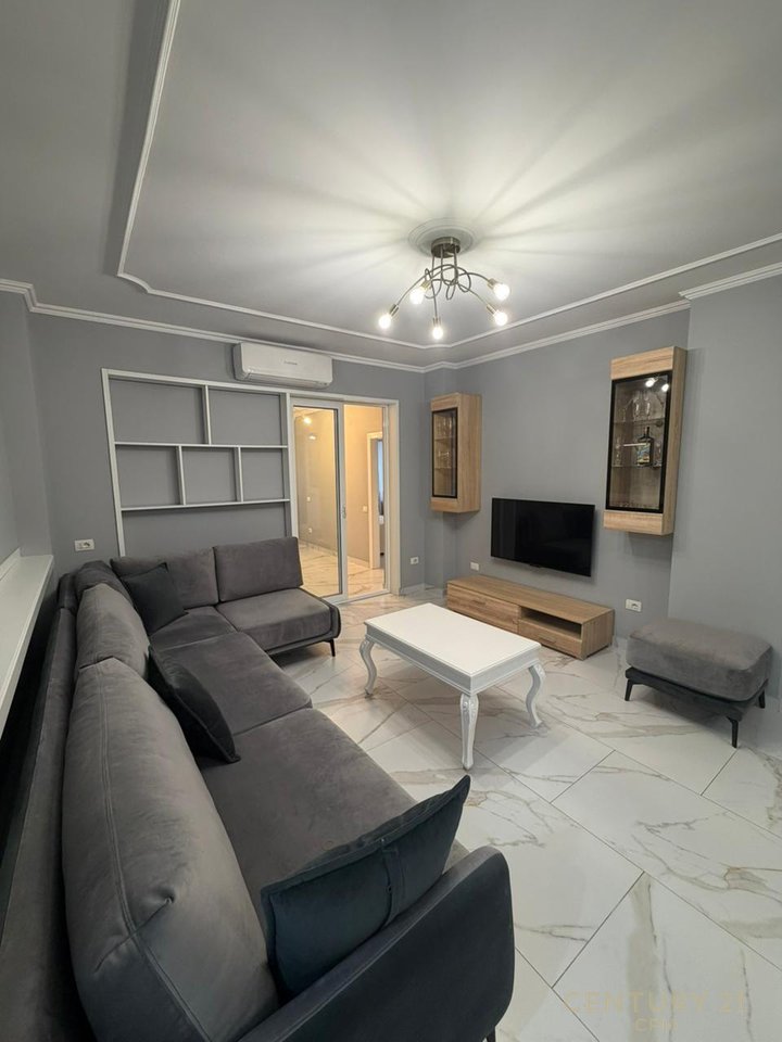 APARTAMENT 2+1+2 ME QIRA SHESHI WILLSON, PRANE POSTES NR. 8