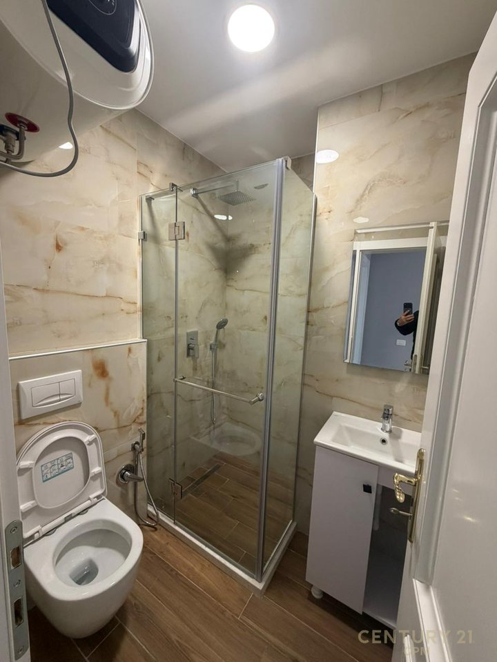 APARTAMENT 2+1+2 ME QIRA SHESHI WILLSON, PRANE POSTES NR. 8