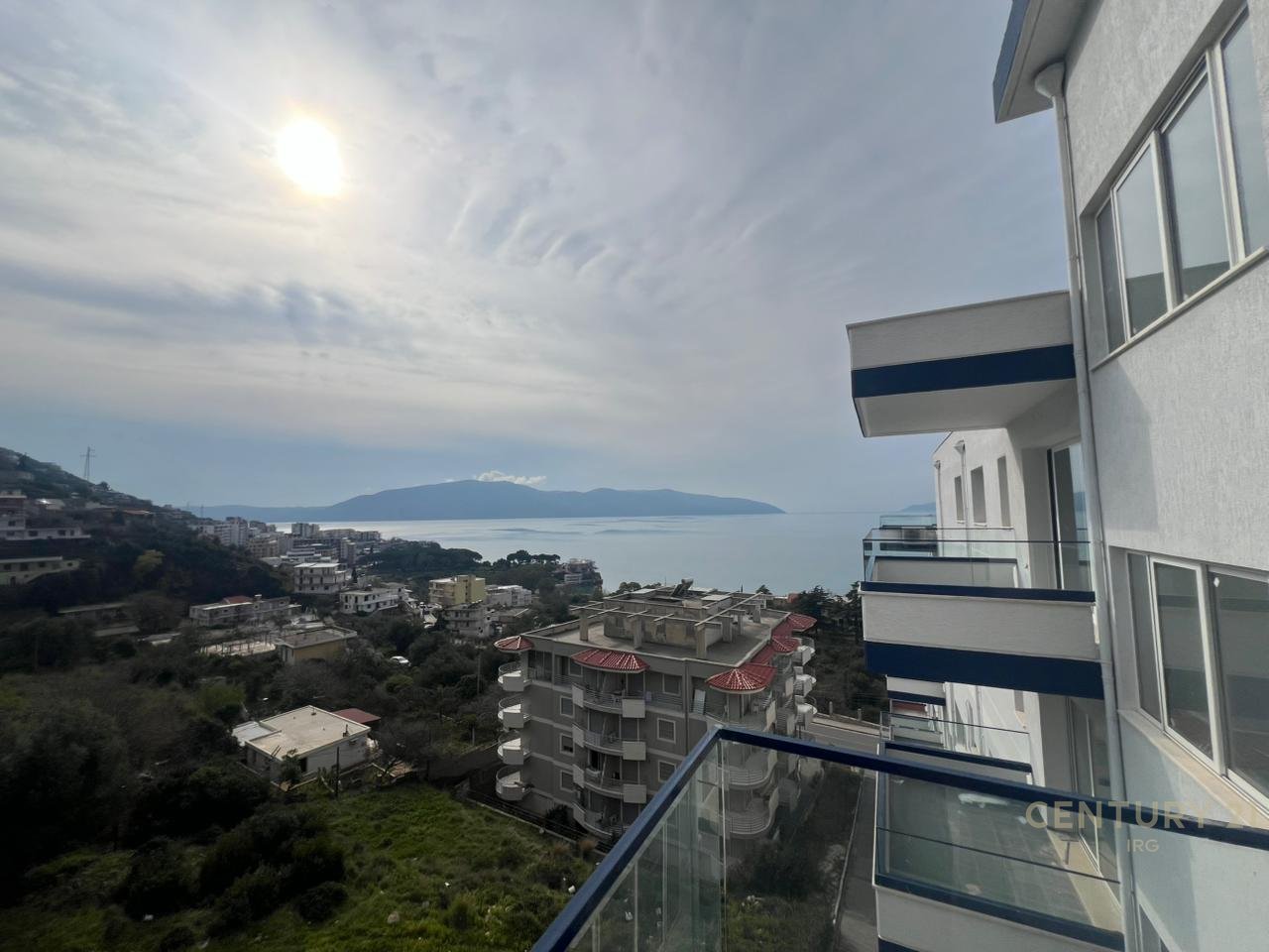 Apartament 2+1 per shitje tek Uji i Ftohte