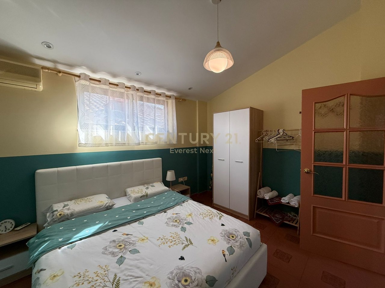 Apartment 2+1 for sale in Blloka (Juvenilja)