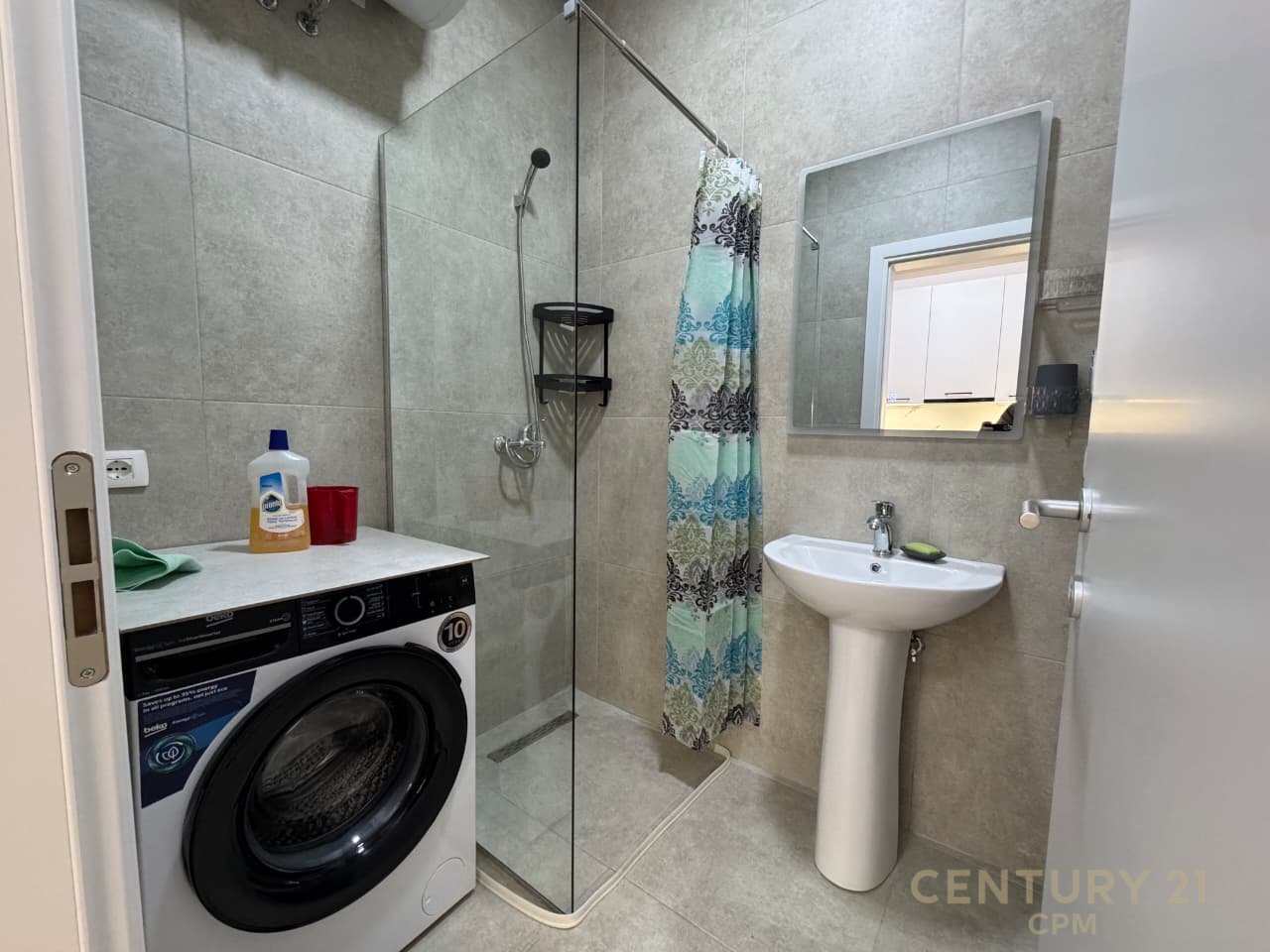 APARTMENT 1+1 FOR RENT NEAR 5 MAJI!