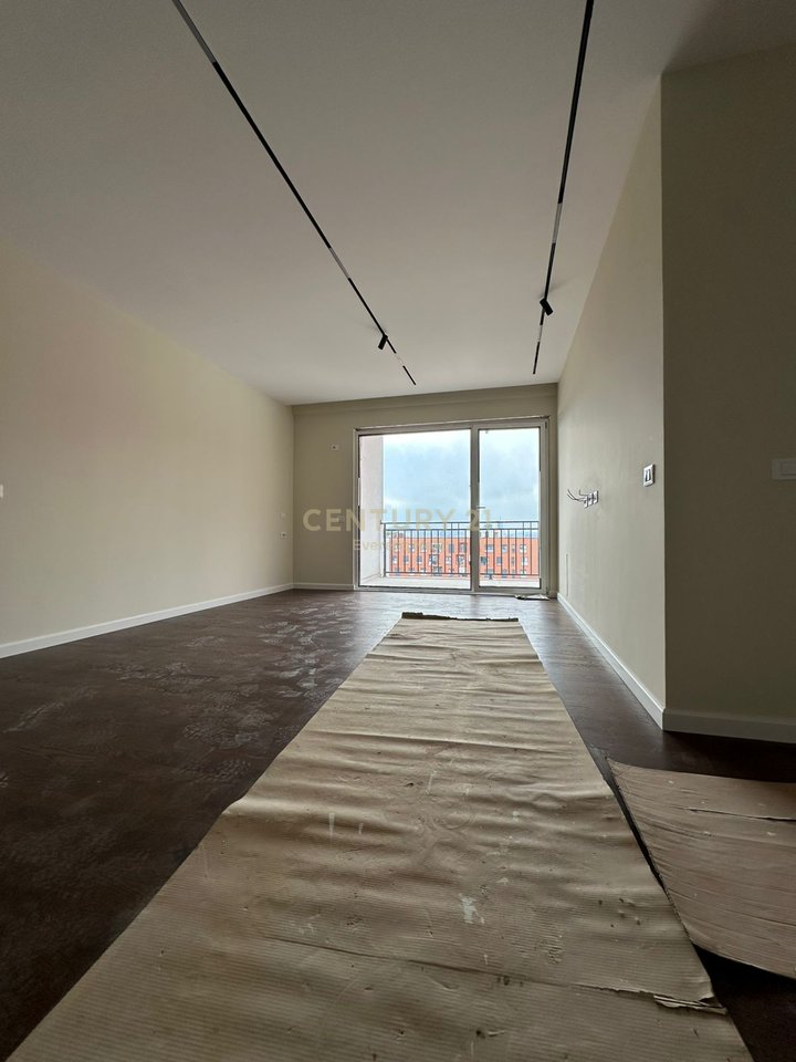 Shitet apartament 2+1+2 me post parkimi – Rezidenca Mirabella