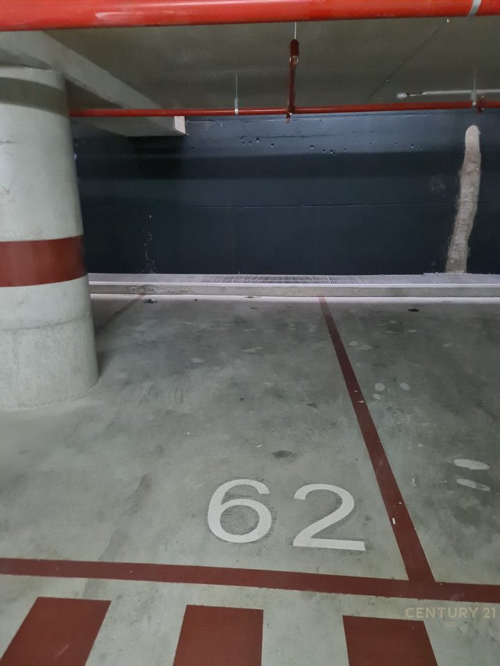 AMBIENT KOMERCIAL ME QIRA TEK GOLDEN TOWER – MINE PEZA