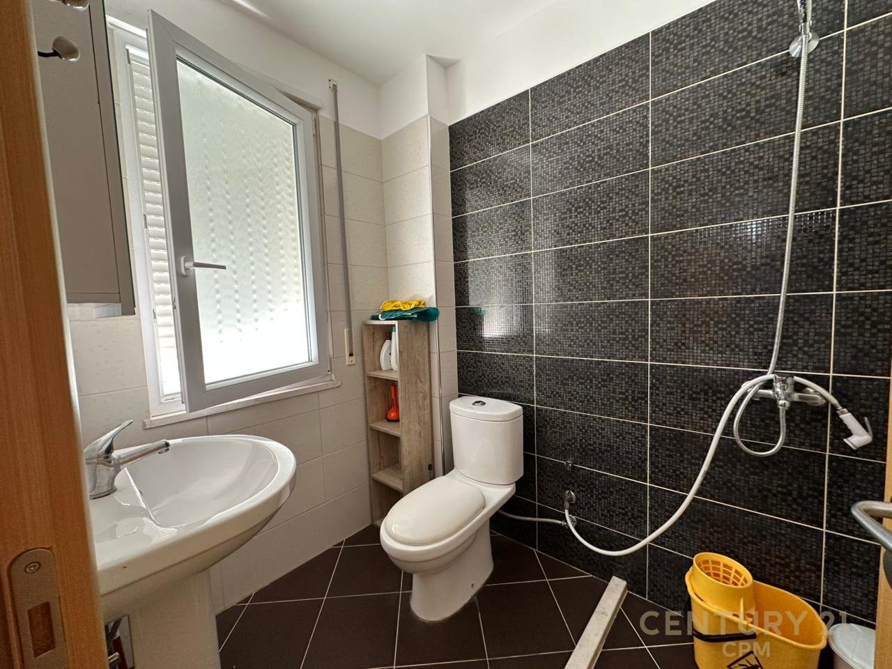 Apartment 2+1+2 For Rent Near the Botanical Garden!