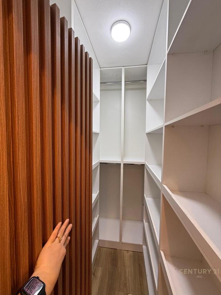 Appartamento 2+1+2 in vendita vicino alla United School!