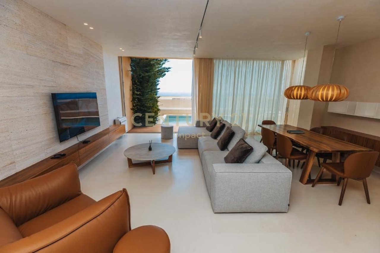 SHESIM SUPER VILË BIG TWIN LUKSOZE ME PISHINE NË GREEN COAST 1 PALASË!!