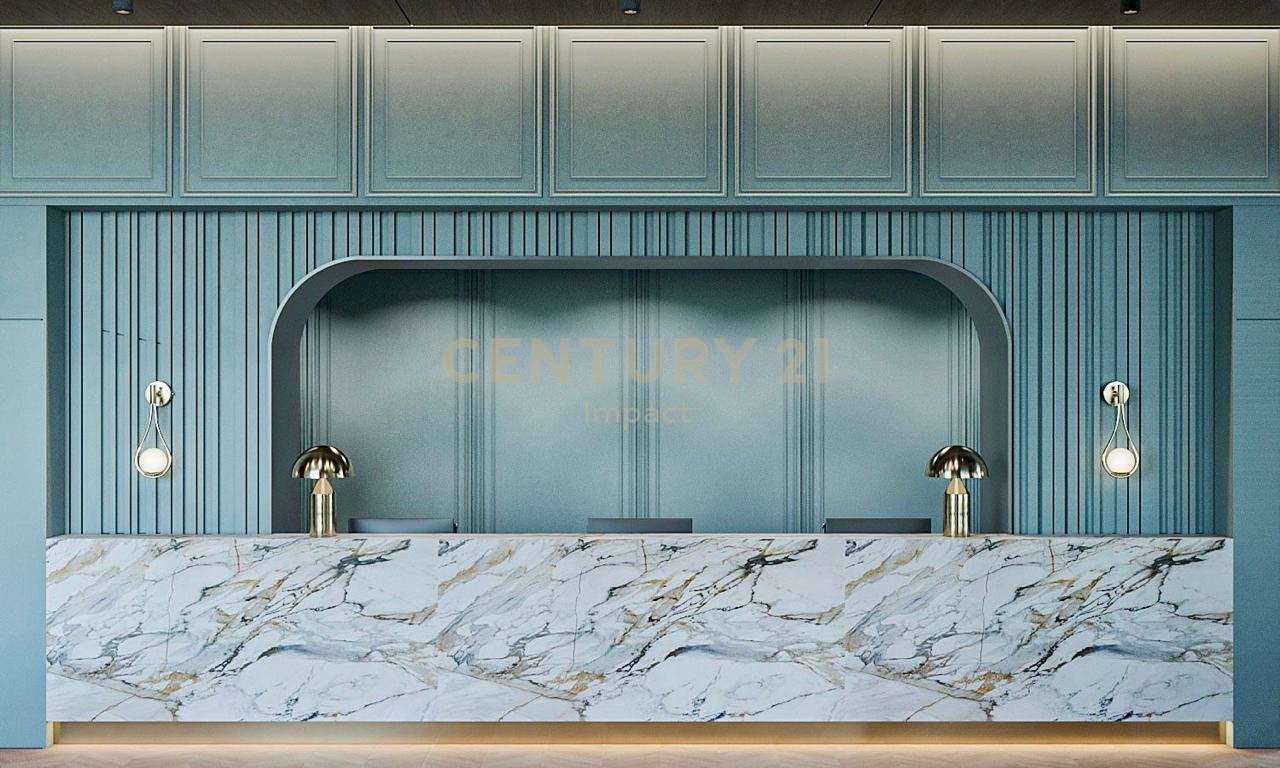 Ambient Modern Open-Space 1000 m² në Katin e Fundit  me pishine dhe me Pamje Spektakolare!!!!