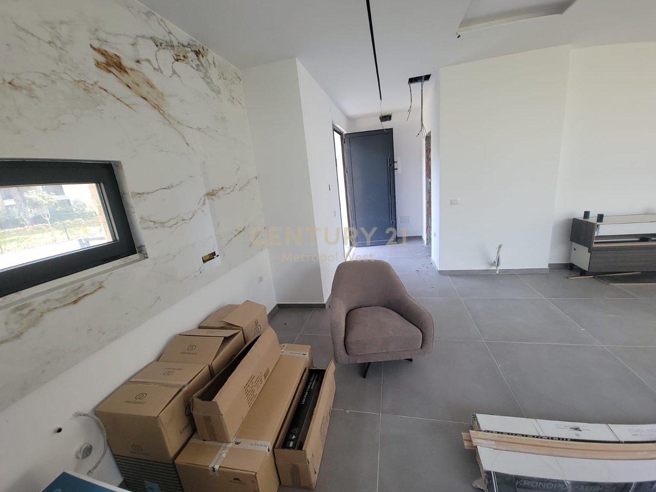 VILE E BASHKANGJITUR PER SHITJE NE RESIDENCEN SAN PIETRO