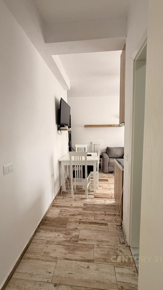 JEPET ME QERA APARTAMENT 1+1 NE GOLEM,PRANE HOTEL GRINT!