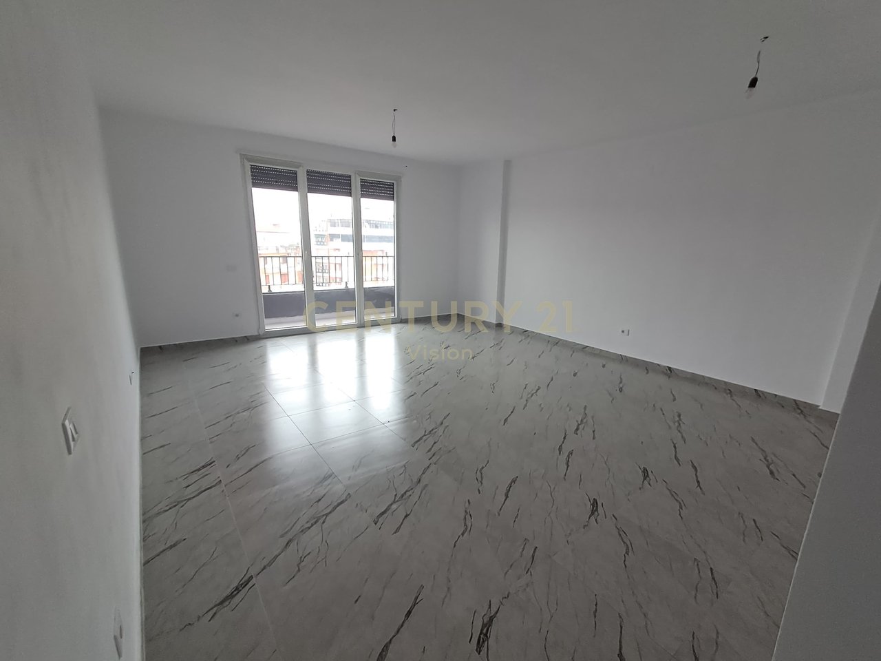 Apartament 3+1+3+ 2 ballkone per shitje, afer Arres se Madhe, Shkoder -    135 m2