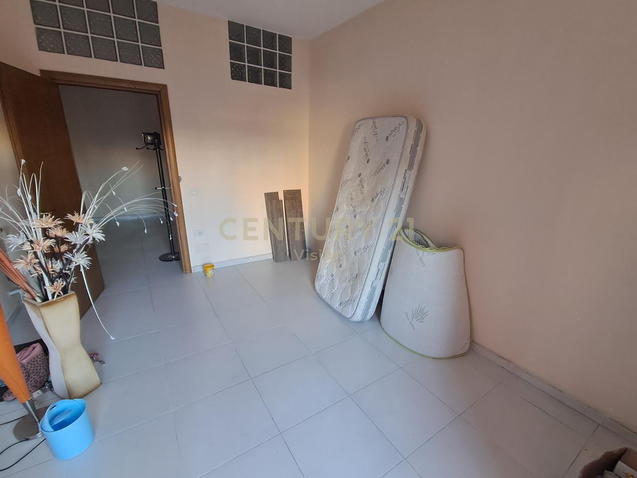 Appartamento 2+1+2 in vendita, Ponte Dervishbeg, Shkoder - 111 m2
