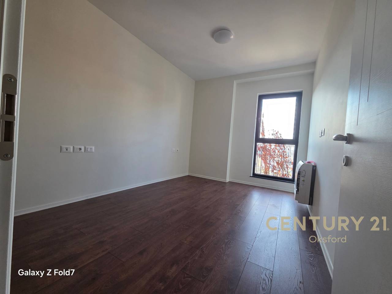 OFFICE SPACE FOR RENT IN TIRANA GARDEN BUILDING