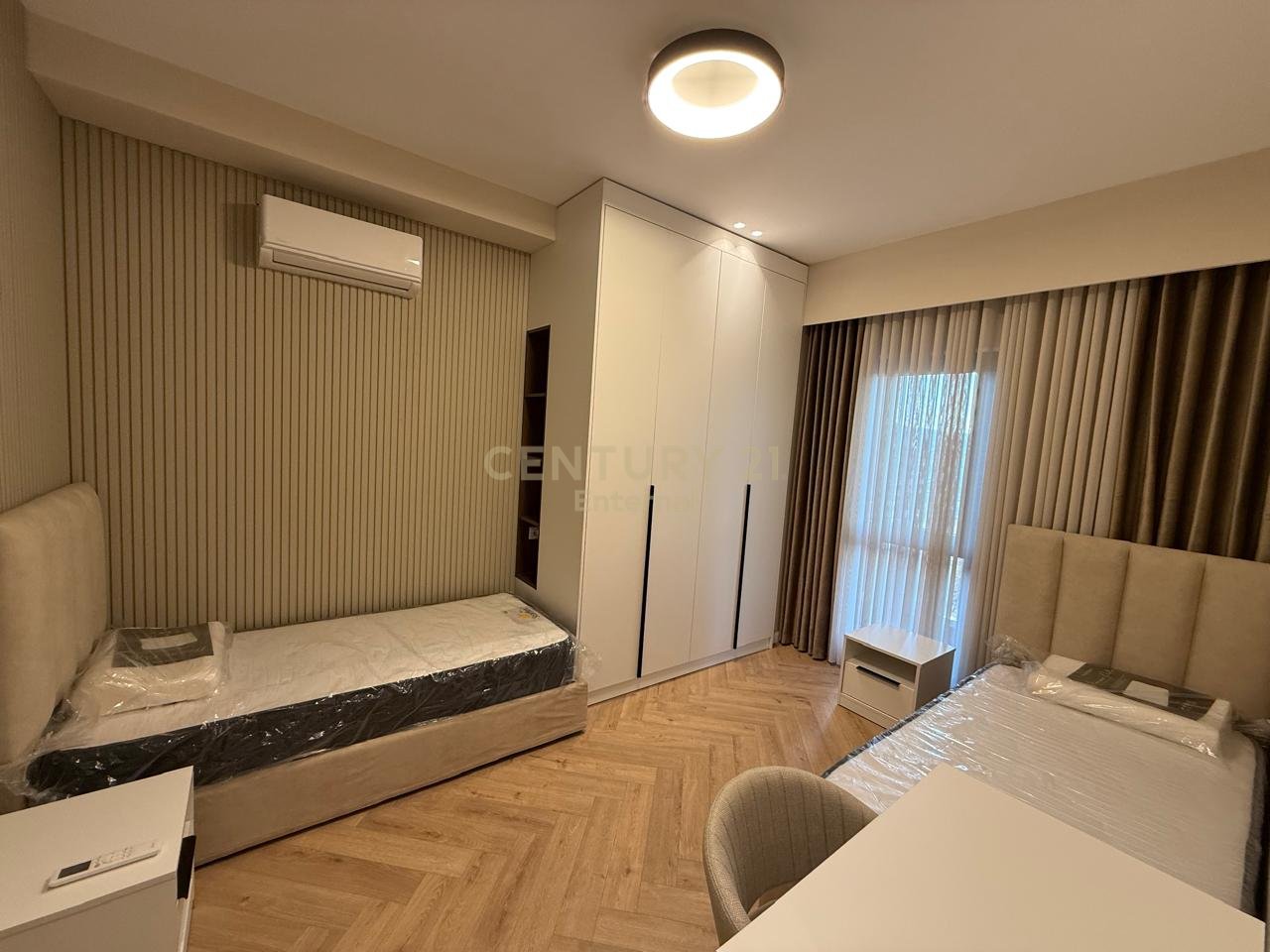 Apartament Luksoz me Qira 2+1+2 në Garden Building