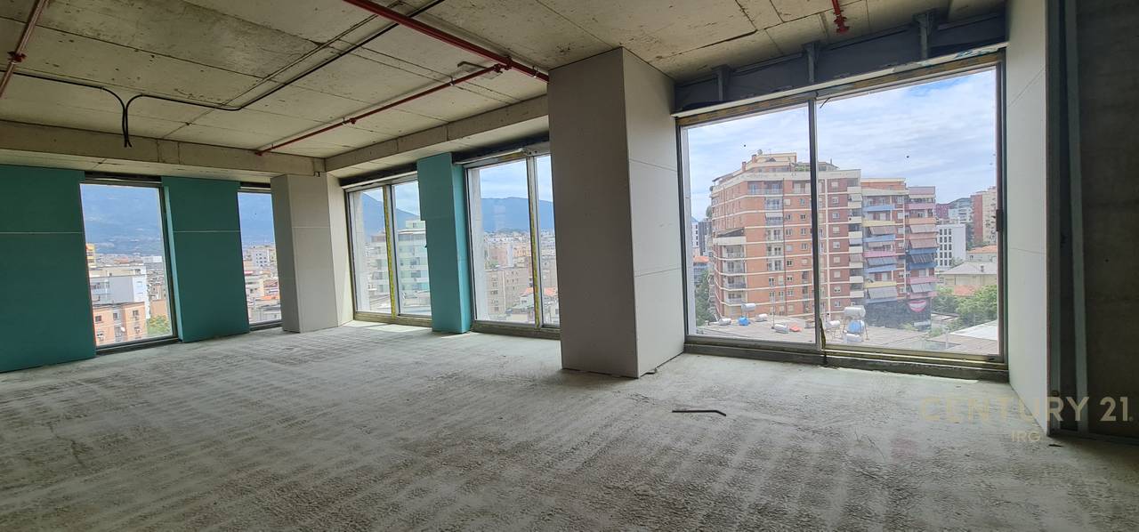 ZYRE TE DOWNTOWN ONE!