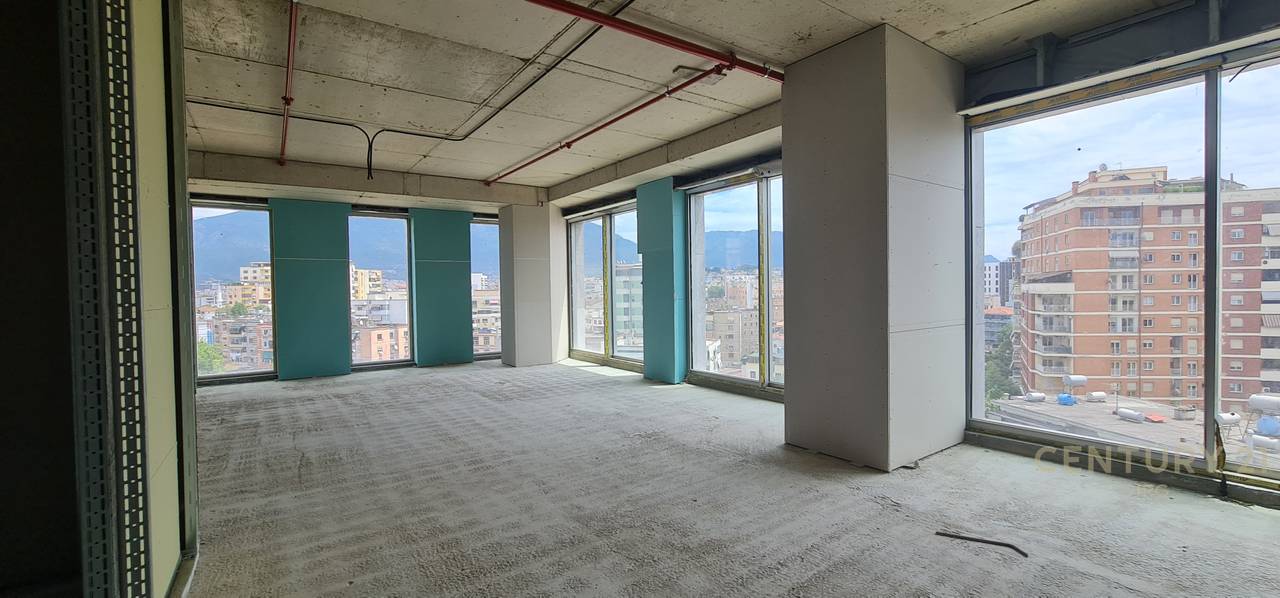 ZYRE TE DOWNTOWN ONE!