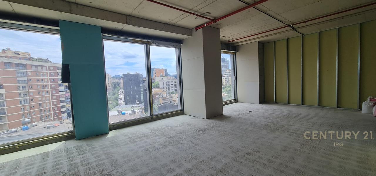 ZYRE TE DOWNTOWN ONE!