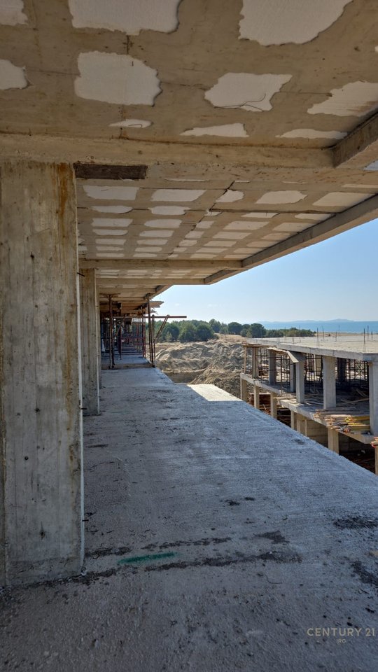 APARTAMENT PREMIUM 2+1 TEK GJIRI I LALZIT!