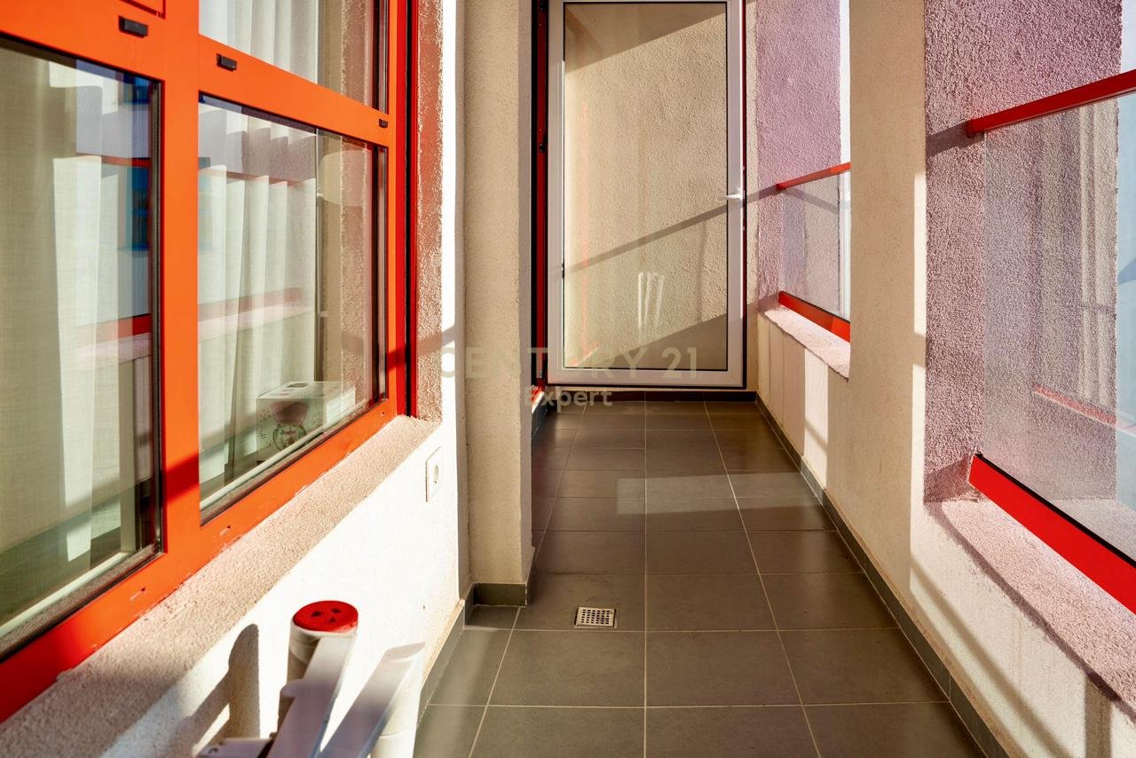 JAPIM ME QIRA APARTAMENT 2+1+2+ POST PARKIMI- ALI DEMI REZIDENCA MANGALEM.