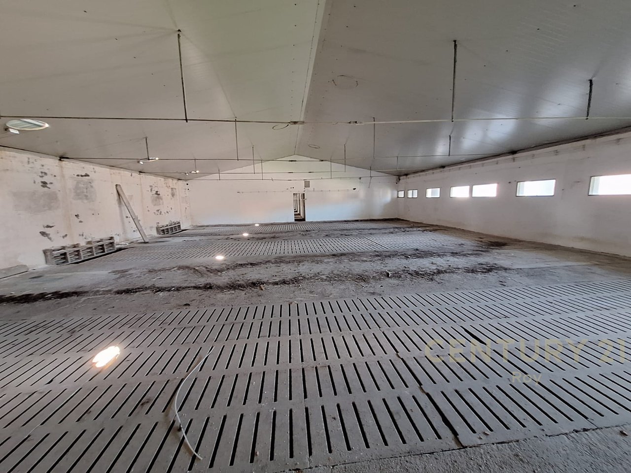 For Sale Warehouse Xhavzotaj Durres- 1384m² Building | 3722 m² Land!!