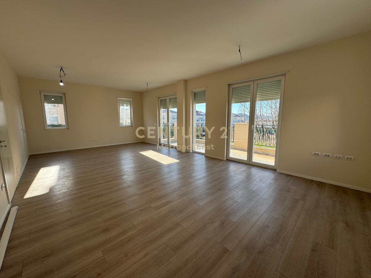 VILE LUSSUOSE IN VENDITA, RESIDENCE COLLINA VERDE