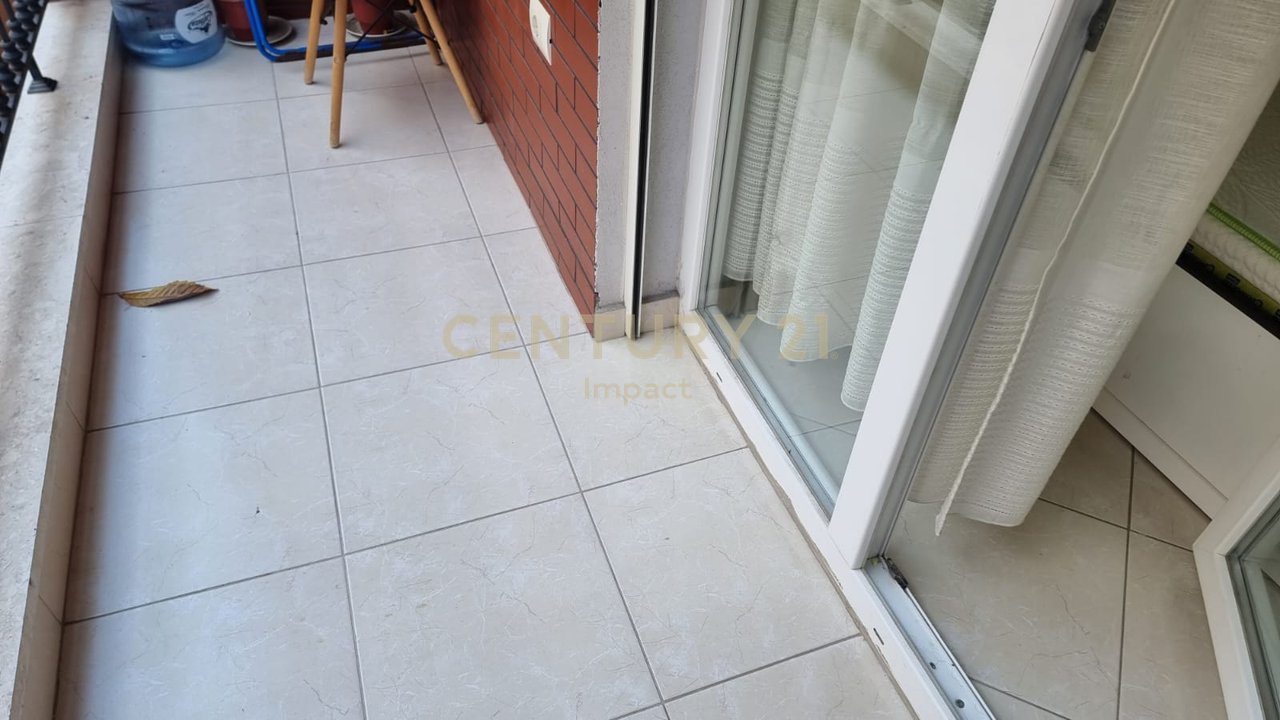 Apartament 1+1 Me Qira në 21 Dhjetori, Rruga Muhamet Gjollesha, Tiranë - 520€ !