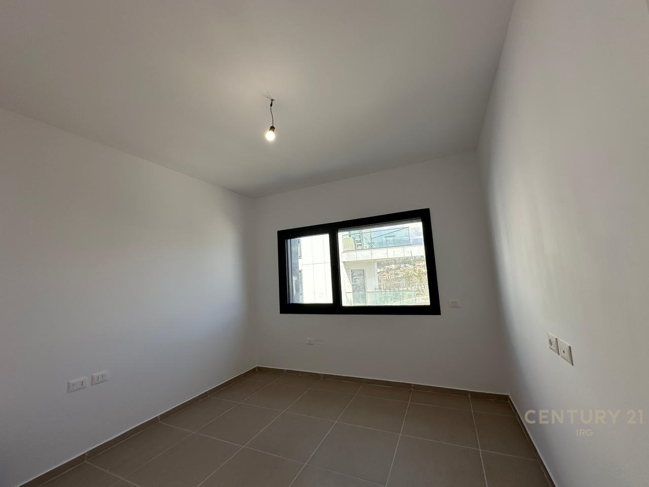 Apartament me qera për zyra – Met Invest Liqeni!