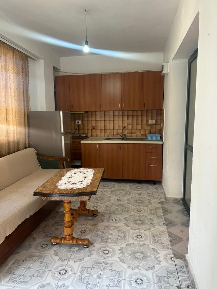 Apartament 1+1 Qira tek Ish Fusha e Aviacionit, Tiranë