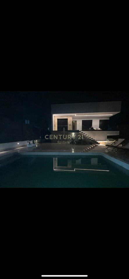 SUPER HOUSE FOR RENT IN PASKUQAN!