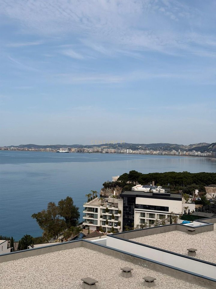 APARTAMENT 1+1 ME PAMJE DET NE SHITJE,VLORE