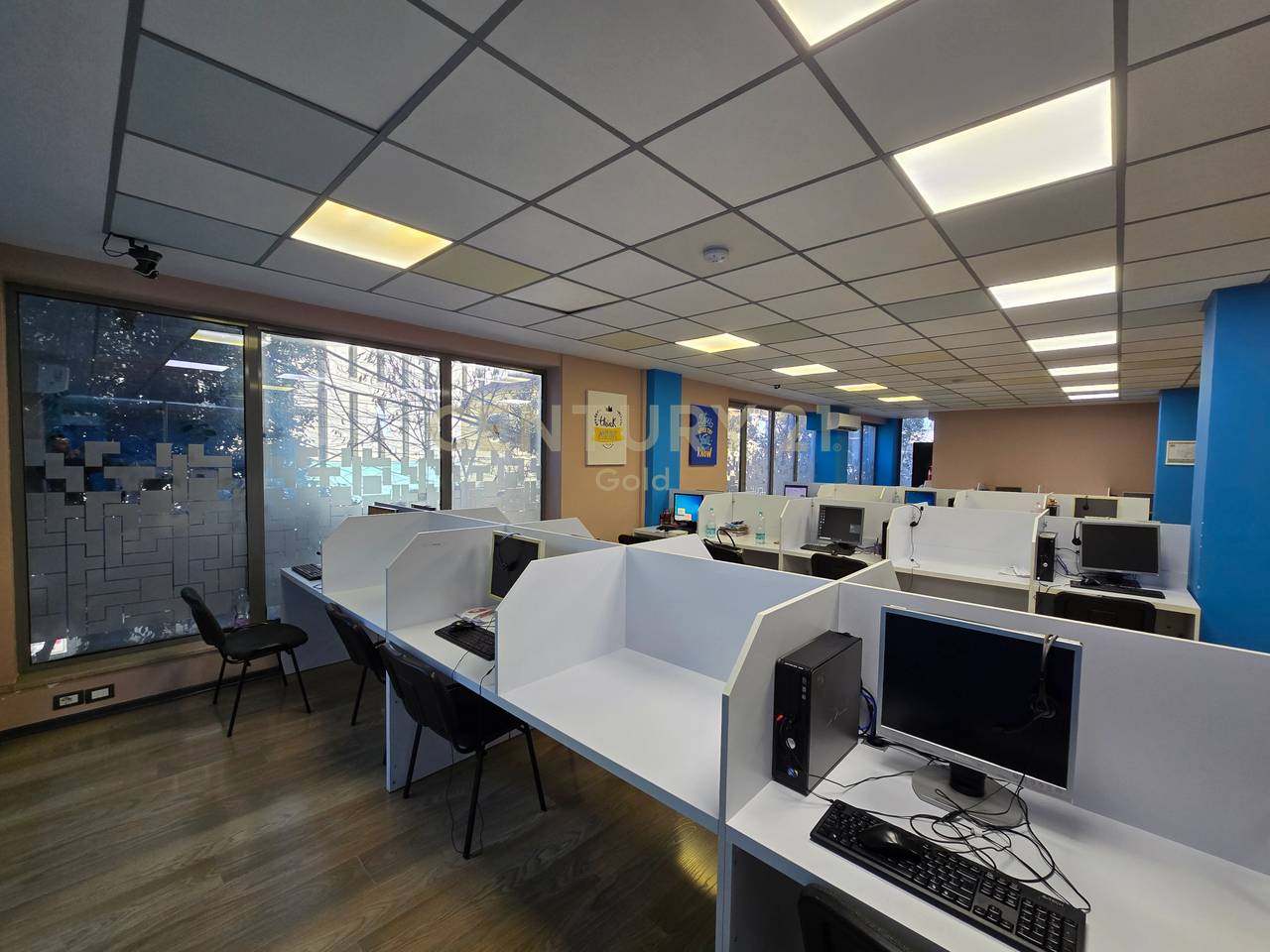 Ambient zyrash per qira ne hyrje te rruges se Dibres!