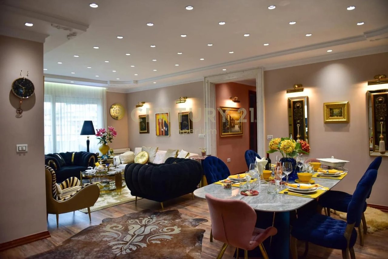 Apartment 3+1+2 balconies + separate wardrobes for rent in Bllok!