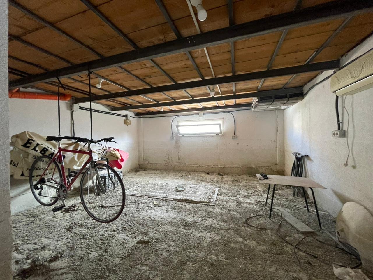 NDERTESE PER SHITJE AFER FILLIMIT TE AUTOSTRADES VLORE-TIRANE!