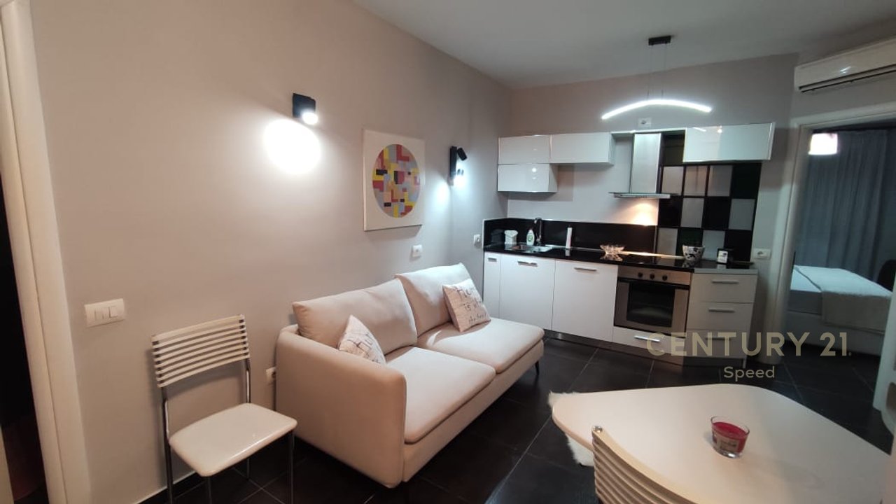 Monolocale adattato come 1+1 in vendita a Don Bosko!!