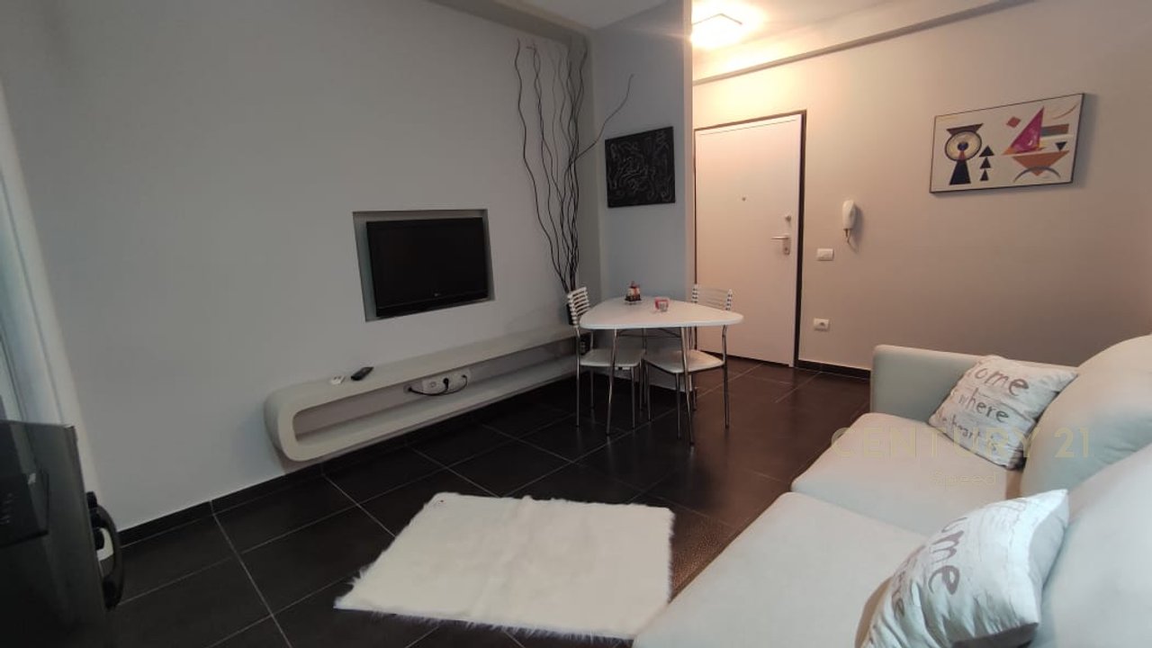 Monolocale adattato come 1+1 in vendita a Don Bosko!!